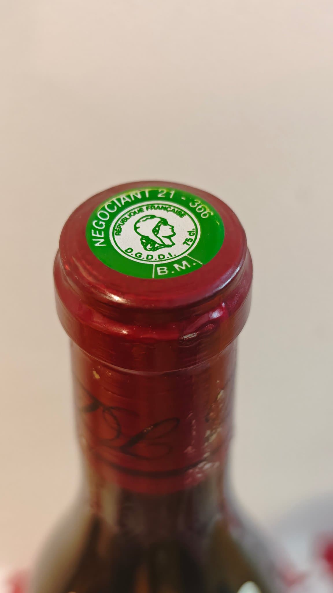 Caps