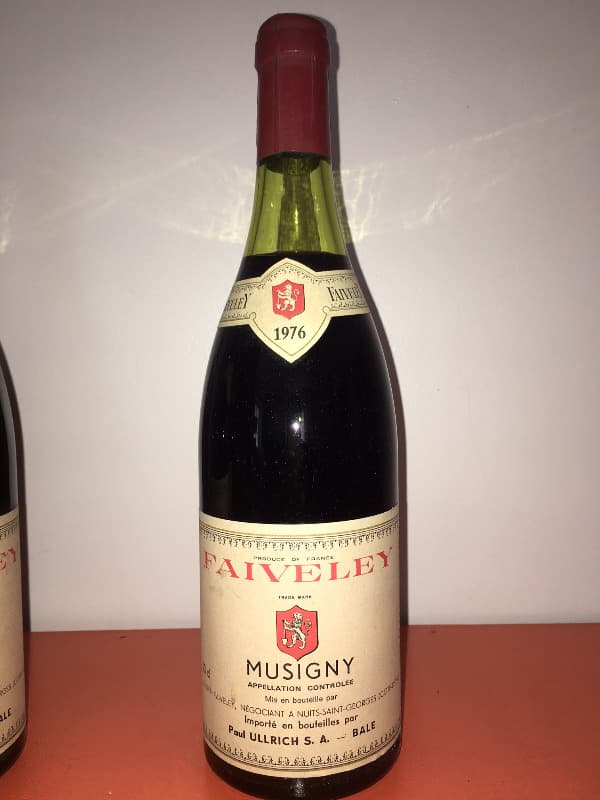 Musigny, Faiveley, 1976 (-4cm)