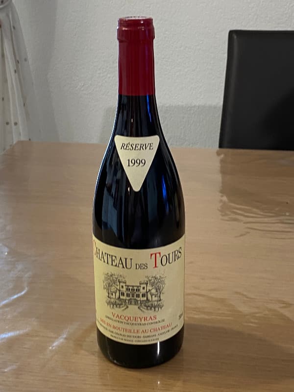 Vacqueyras, Château des Tours, E. Reynaud, 1999