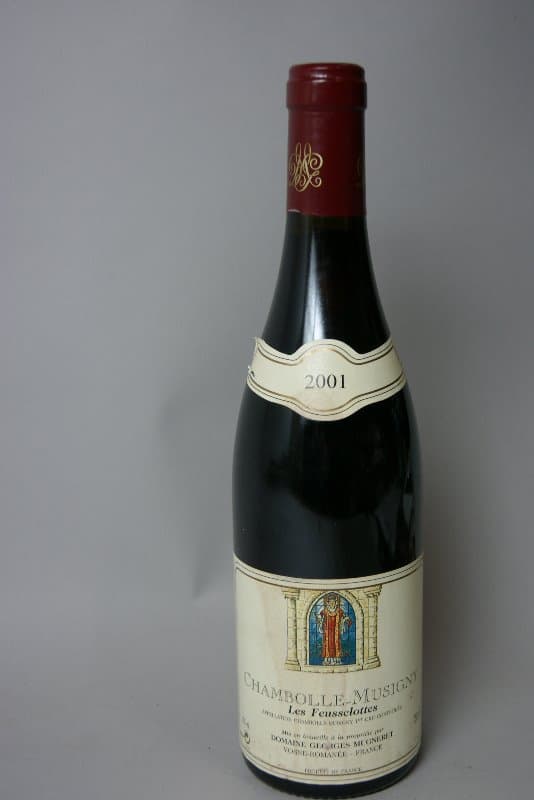 Chambolle-Musigny, 1er Cru les Feusselottes, Domaine Georges Mugneret, 2001