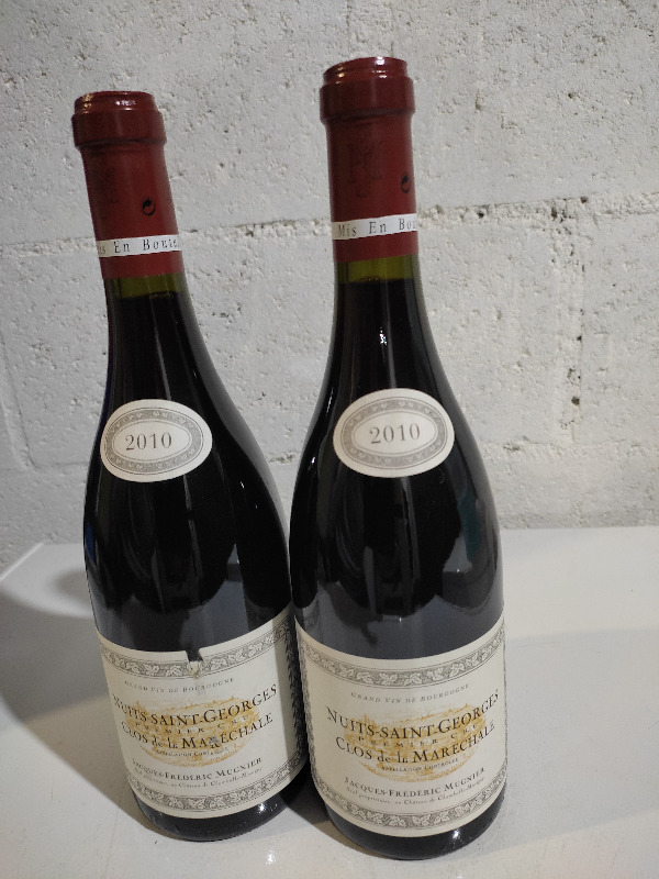 2 x Nuits-Saint-Georges, 1ER CRU CLOS DE LA MARECHALE, JACQUES FREDERIC MUGNIER, 2010