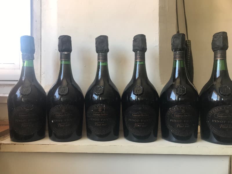 6 x Cuvée de pinot noir, Domaine Laurent Perrier, Coteaux-Champenois, 1960