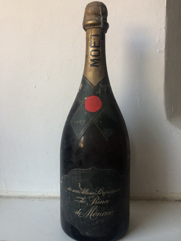 Cuvée Spéciale de Son Altesse Sérénissime le Prince de Monaco 1949-1974, Dom Pérignon, Champagne, 1964