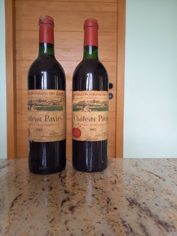2 x 1er grand cru, Château Pavie, Saint-Émilion, 1982