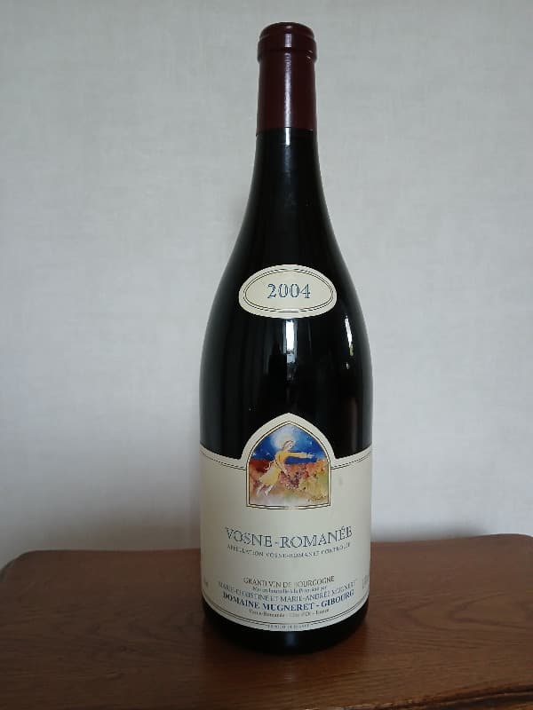 Vosne-Romanée, Domaine Mugneret Gibourg, 2004 (Magnum)