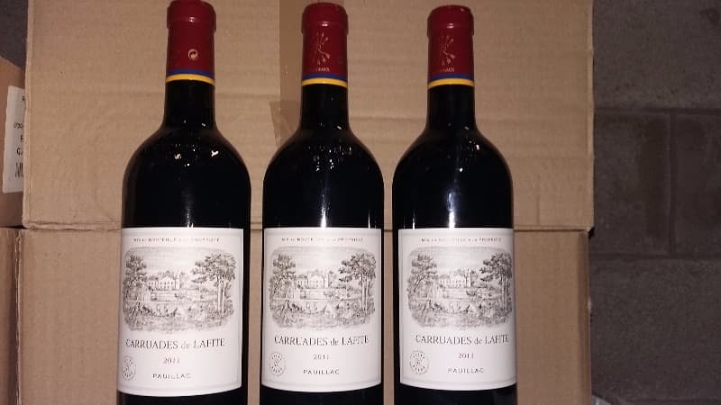3 x Carruades de Lafite, Pauillac, 2011