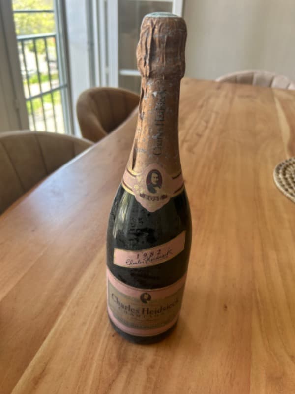 Rose millésimé, Charles Heidsieck, Champagne, 1982