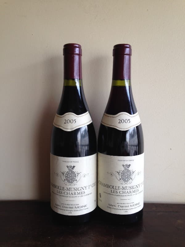 2 x Chambolle-Musigny, 1er crû les Charmes, Moine-Hudelot, 2005