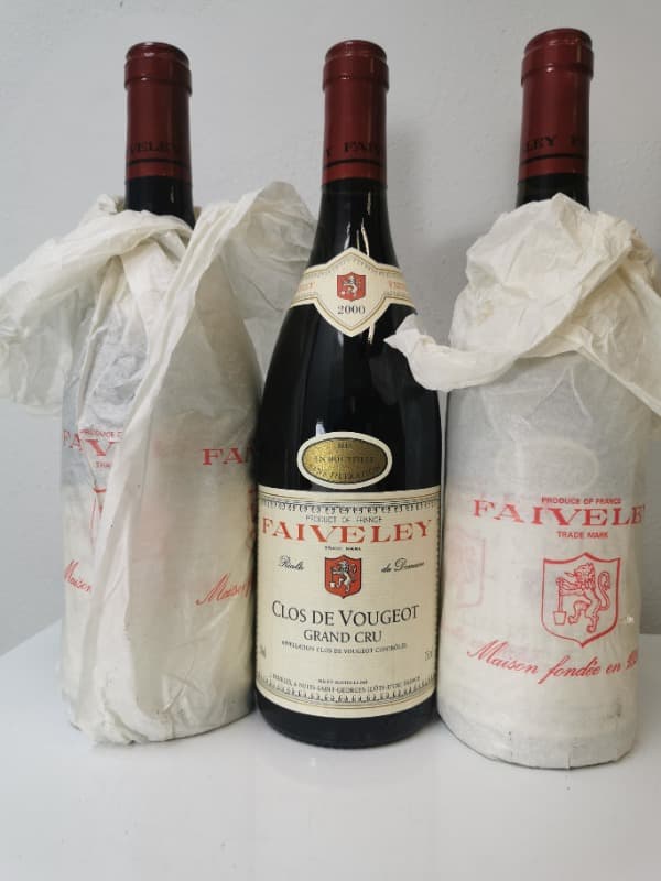 3 x Clos de Vougeot, Grand cru, Domaine Faiveley, 2000