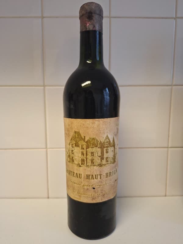 Château Haut Brion, Pessac-Léognan, 1945