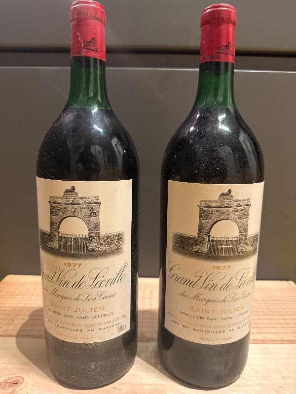 2 x Grand vin de Léoville du Marquis de Las Cases, Saint-Julien, 1977 (Magnum)