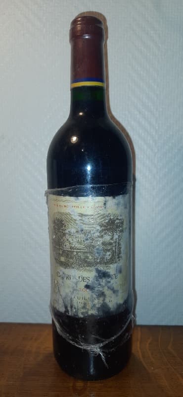 Carruades, château Lafite Rothschild, Pauillac, 2001