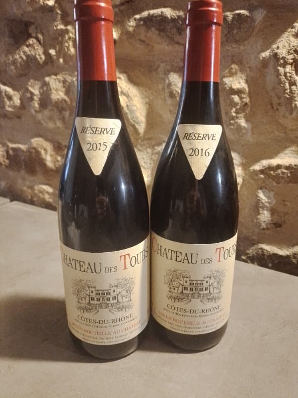 2 x Côtes-du-Rhône, Château des Tours 2015 / 2016