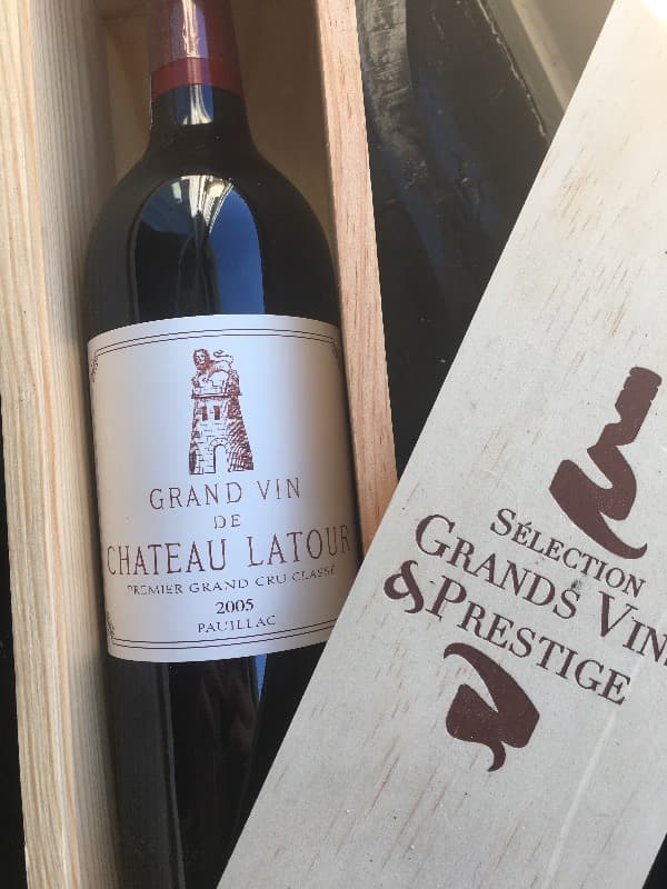 Premier grand cru classé, Grand vin de château Latour, Pauillac, 2005