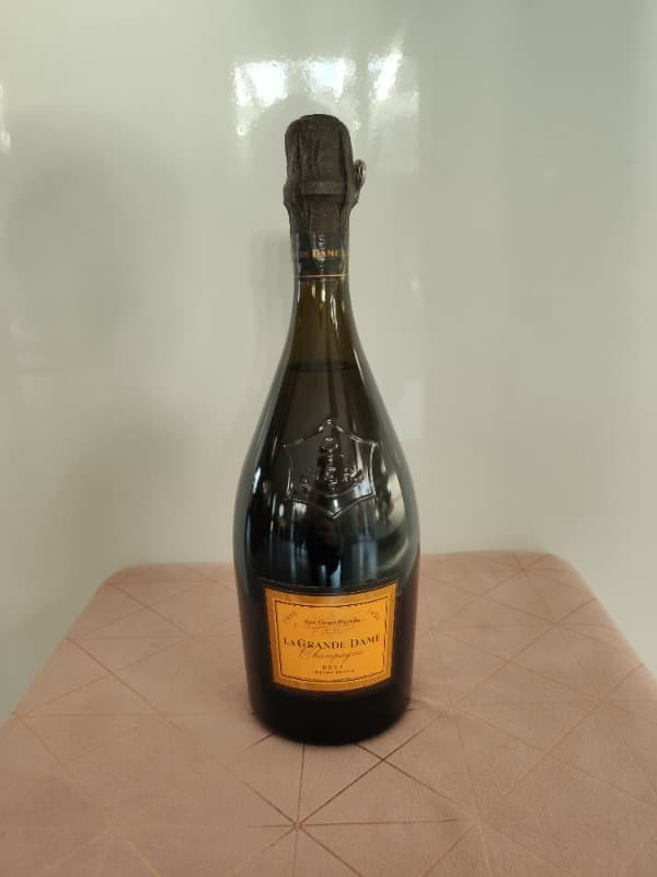La Grande Dame, Veuve Clicquot, Champagne, 1990