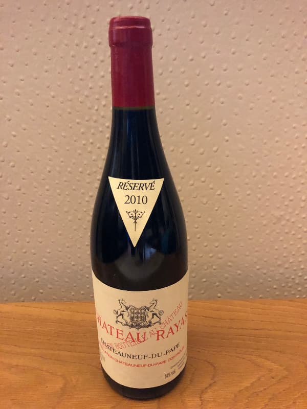 Châteauneuf-du-Pape, château Rayas, 2010