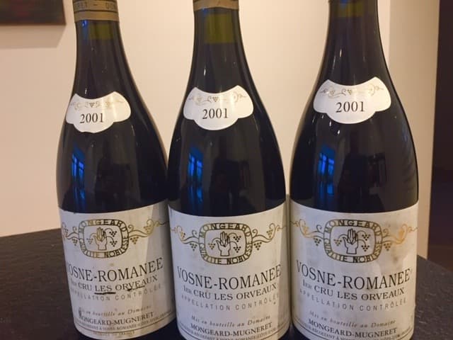 3 x Vosne-Romanée, 1er Cru Les Orveaux, Mongeard-Mugneret, 2001