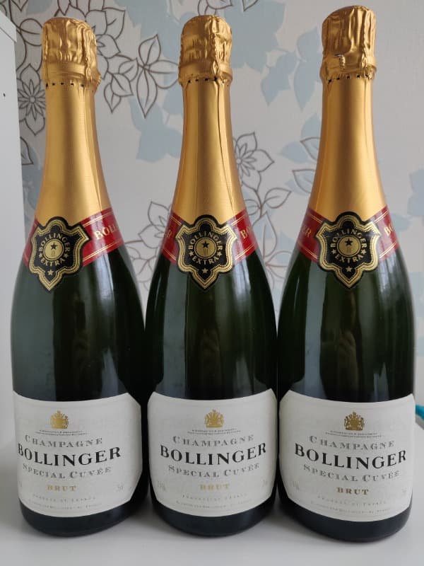3 x Champagne, Bollinger spéciale cuvée