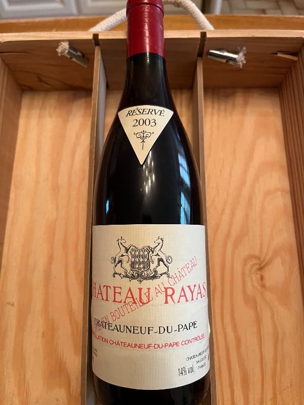 Châteauneuf-du-Pape, château Rayas, 2003
