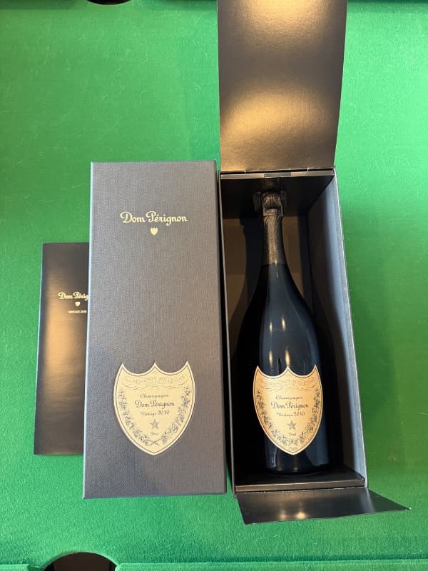 Dom Pérignon, Moët & Chandon, Champagne, 2010 (Magnum)