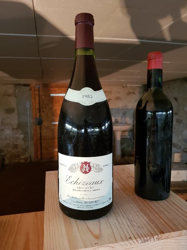 Echézeaux grand cru, Jean PIERRE Mugneret (Magnum) , 1985