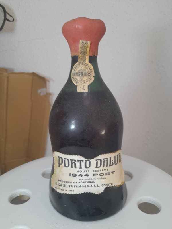 House Reserve, Dalva, Porto, 1944
