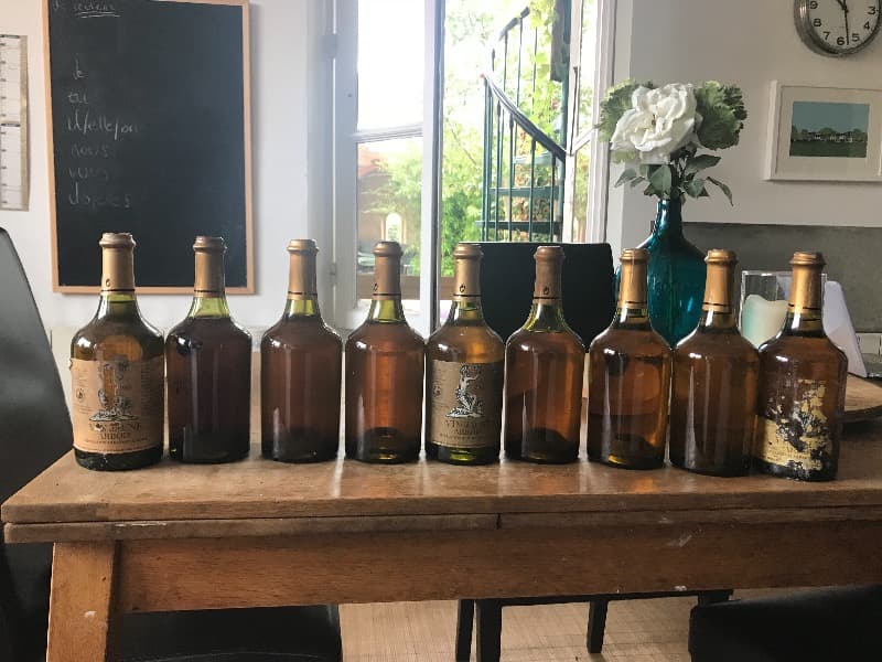9 bouteilles Henri Maire Arbois 1986, 1986