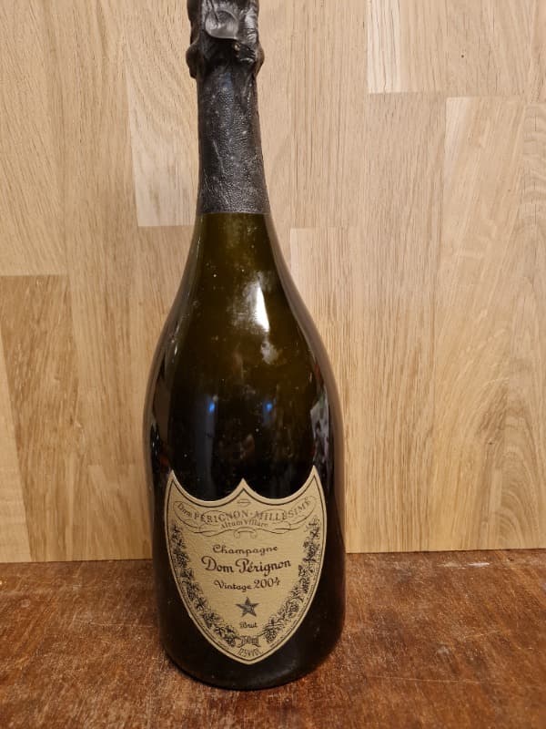 Dom Pérignon, Moët & Chandon, Champagne, 2004