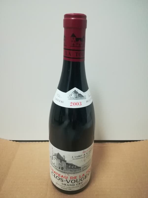Clos de Vougeot, Grand Cru, Ch De La Tour, 2003