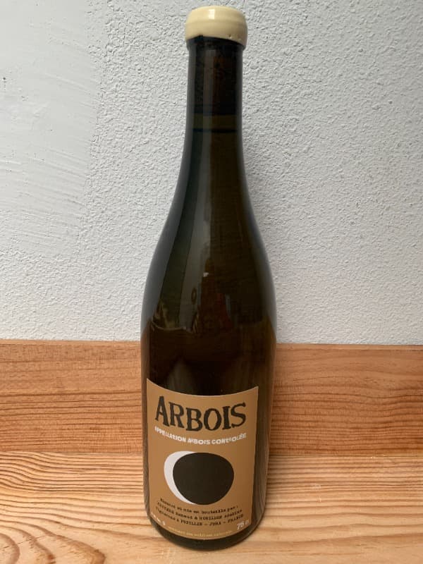 La croix rouge, Bruyère et Houillon, Arbois, 2015