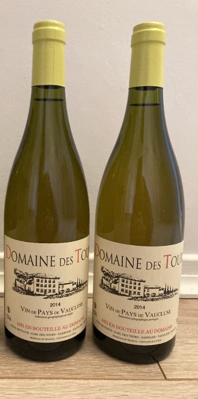 2 x Vin de Pays du Vaucluse, domaine des Tours (Bc/Wh), 2014