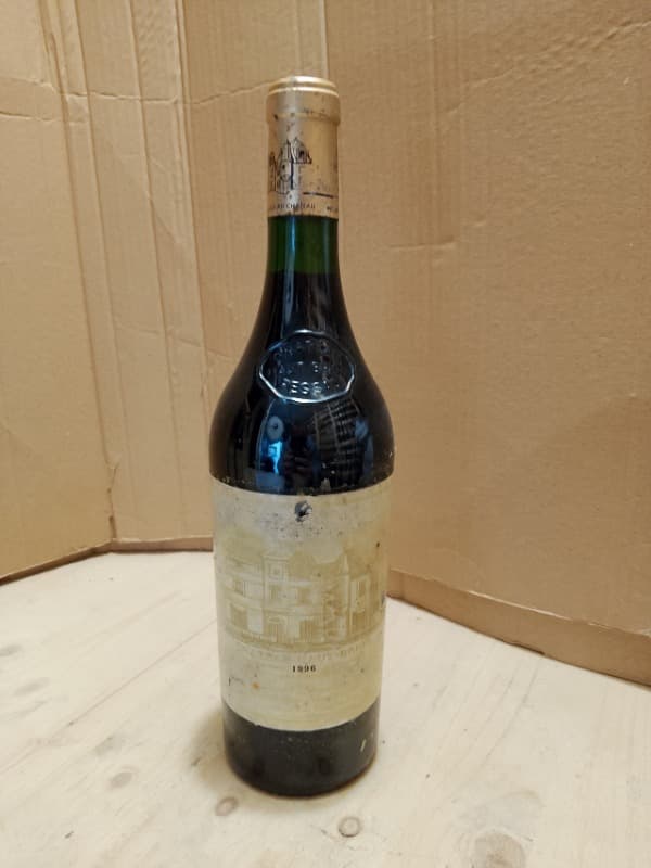 Château Haut Brion, Pessac-Léognan, 1996