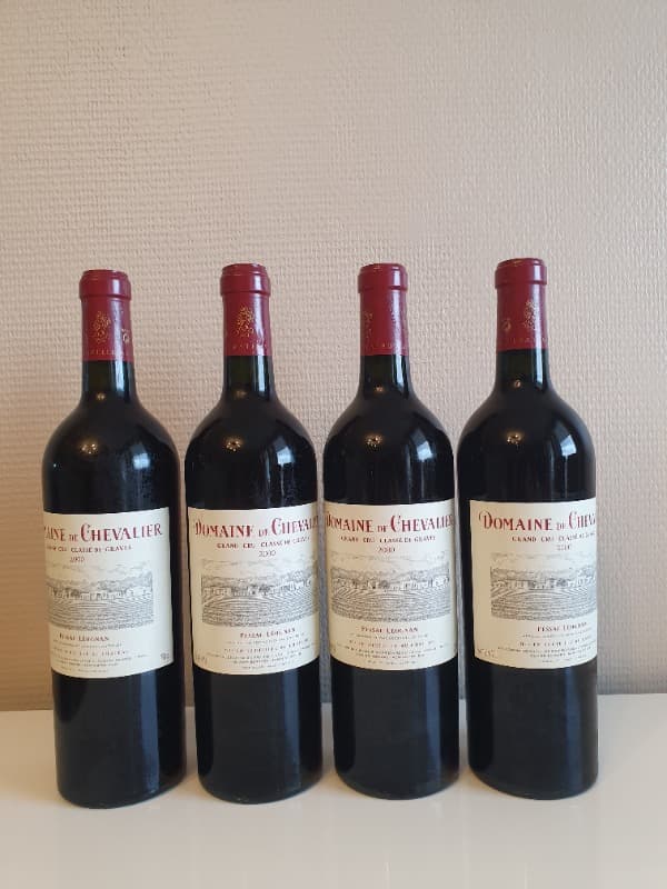4 x Domaine de Chevalier, Pessac-Léognan, 2000
