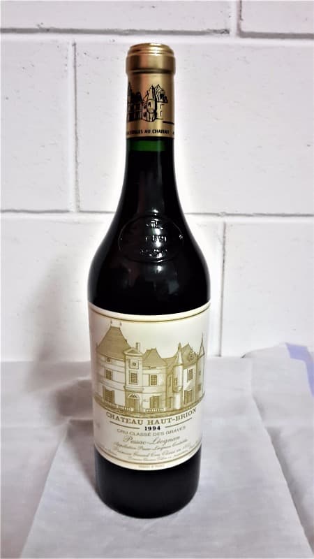 12 x HAUT BRION, Pessac-Léognan, 1994 (OWC/CBO)