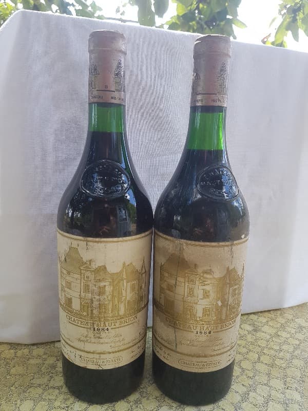 2 x Château Haut-Brion, Pessac-Léognan, 1984