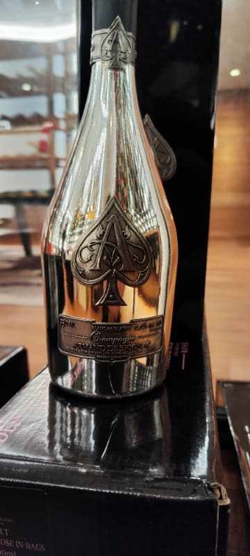 Blanc de blancs, Armand de Brignac, Champagne (Magnum)