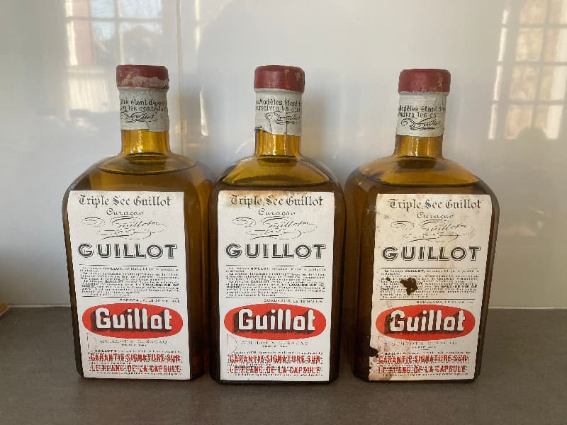 3 x Triple Sec Curacao - Guillot, 1950's