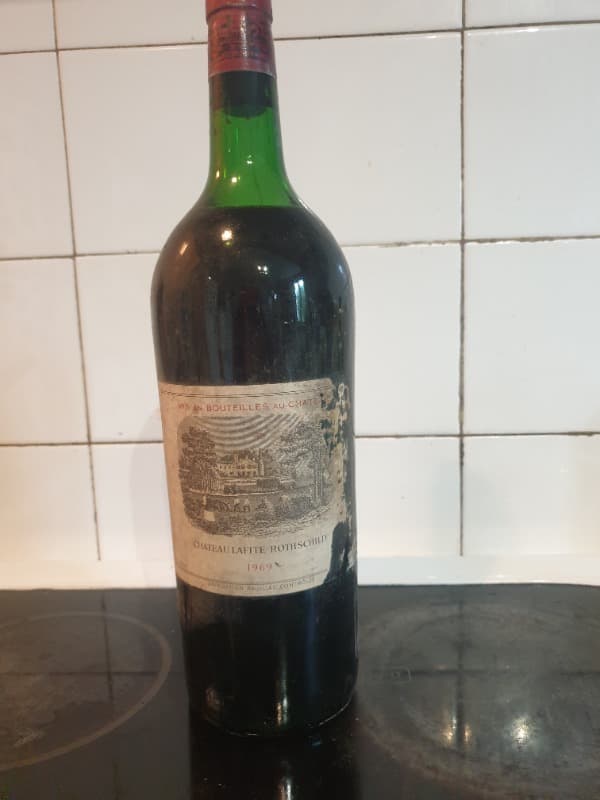 Château Lafite Rothschild, Pauillac, 1969 (Magnum)
