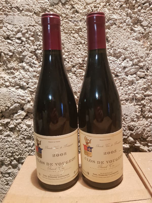 2 x Clos de Vougeot, Grand Cru, Domaine Castagnier, 2005