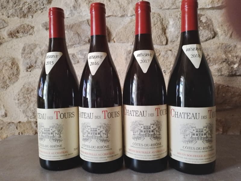 4 x Côtes-du-Rhône, châteauteau des Tours 2015,2016,2017,2018