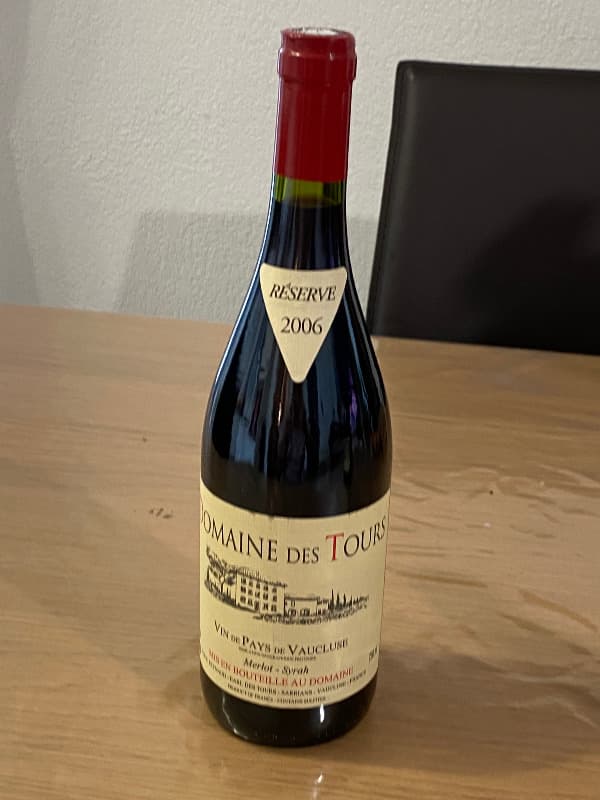 Vin de Pays du Vaucluse, Domaine des Tours merlot/syrah, E. Reynaud, 2006