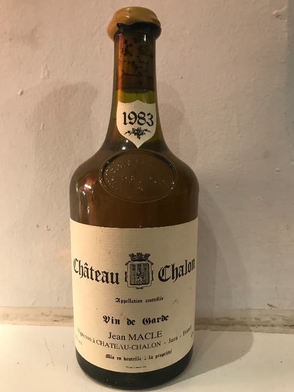 Jean Macle (62cl), Château-Châlon, 1983
