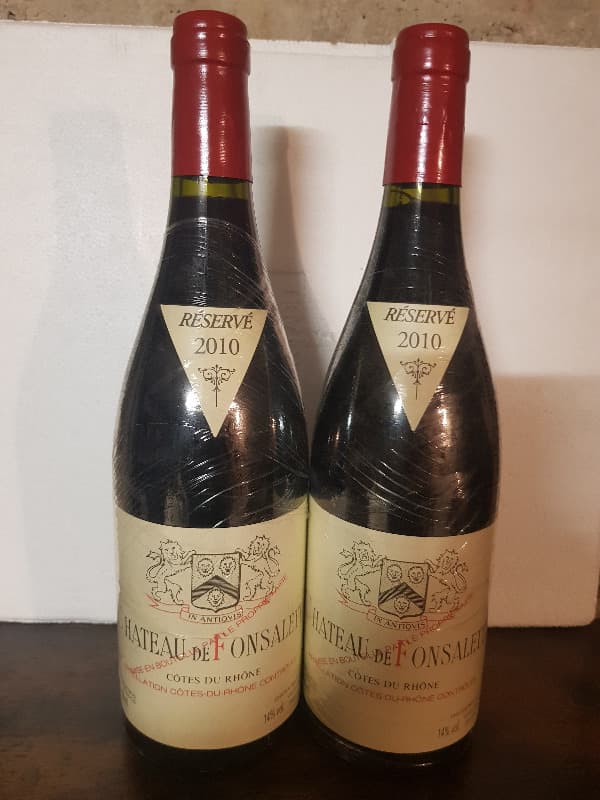 2 x Côtes-du-Rhône, Château de Fonsalette, 2010