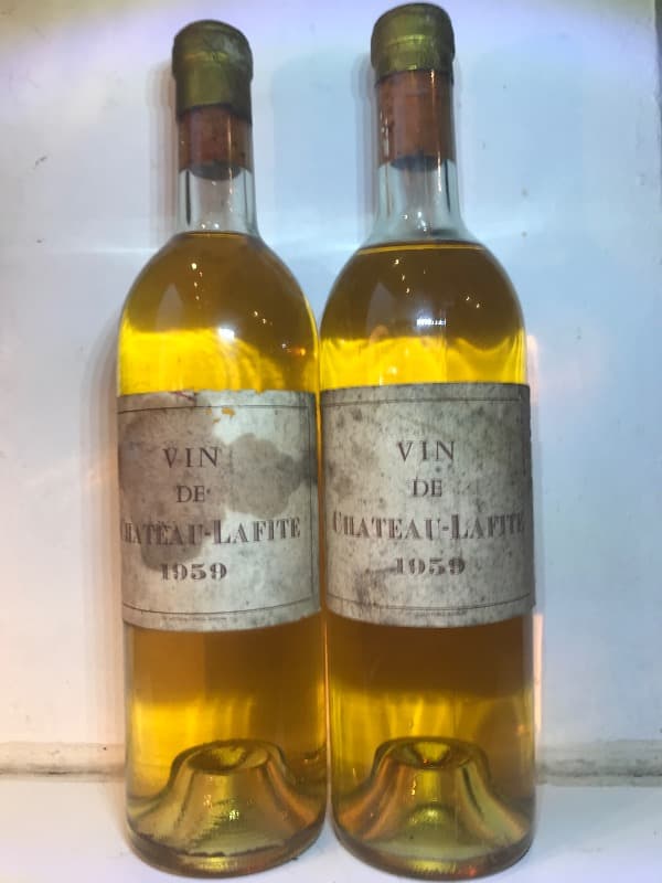 2 x Cuvée réservée au personnel, Domaine du Château Lafite Rothschild, Bordeaux Blanc Sec, 1959