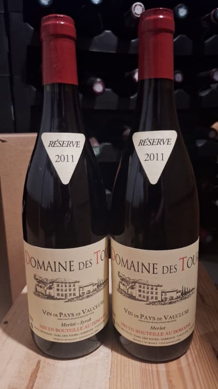 2 x Vin de Pays du Vaucluse, Merlot, Domaine des Tours, 2011