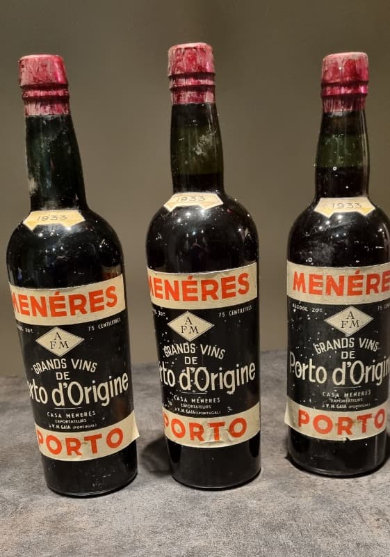3 x MENÉRES, Porto, 1933
