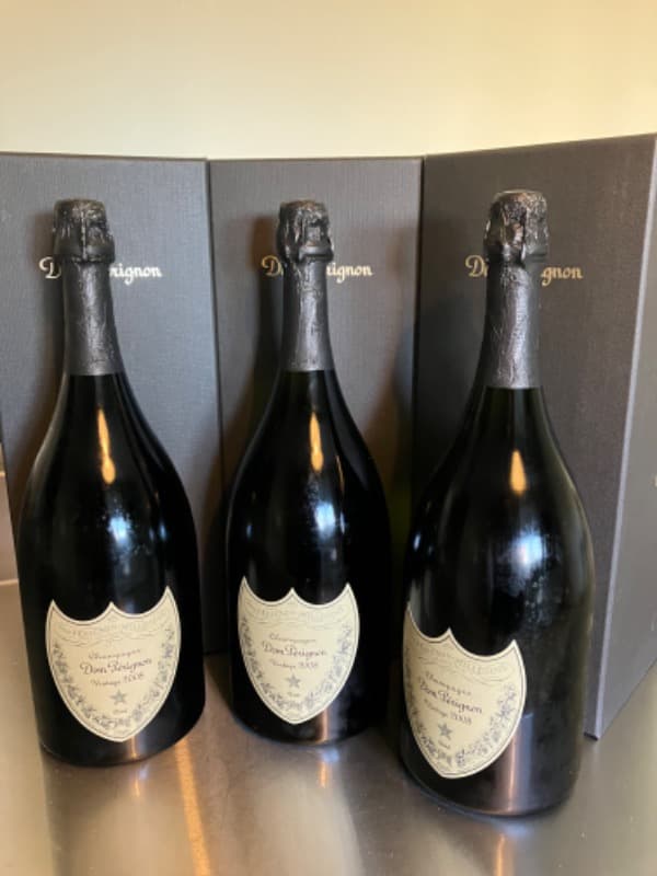 3 x Dom pérignon, Champagne, 2008 (Magnum)