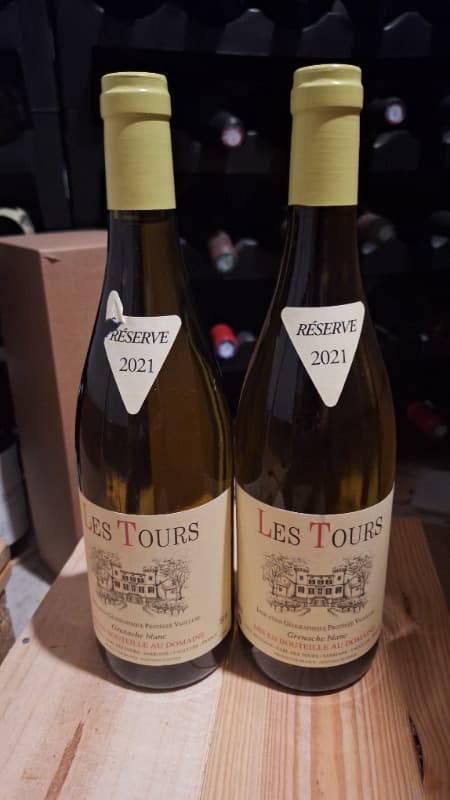 2 x Vin de Pays du Vaucluse, Les Tours - Grenache Blanc, Domaine des Tours, 2021