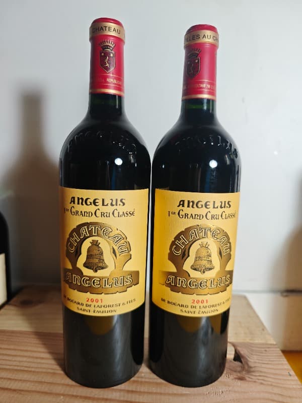 2 x Château Angélus, Saint-Émilion, 2001