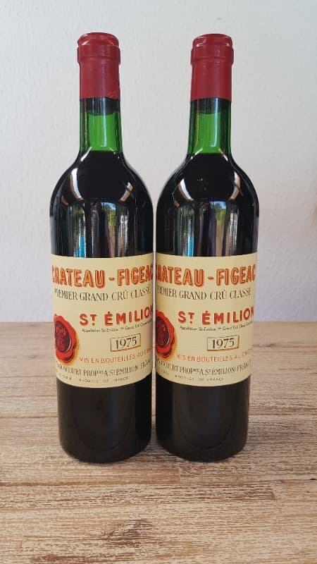 2 x FIGEAC, Saint-Émilion Grand Cru, 1975